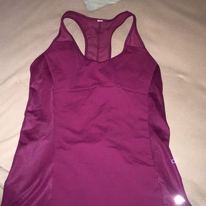Alo yoga burgundy top